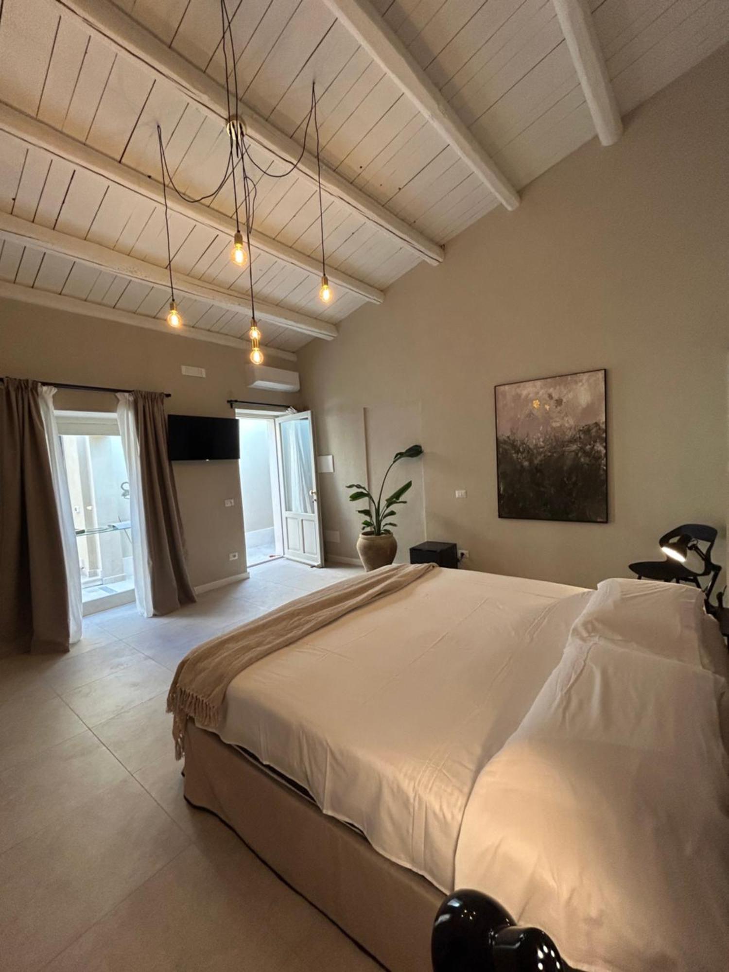 Notus Rooms Noto Kültér fotó